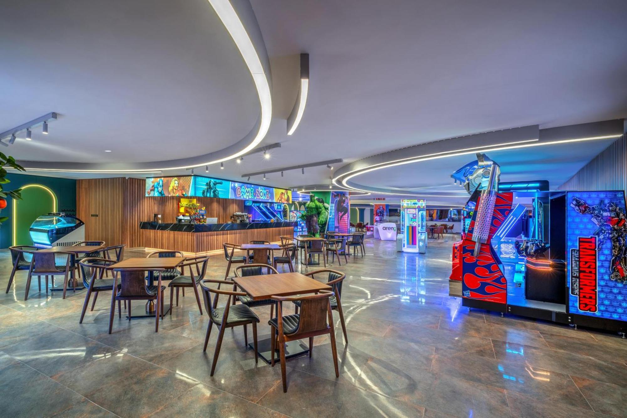 Grand Sapphire Resort & Casino Trikomo Exterior photo